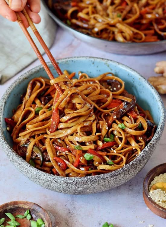 Stir Fried Noodles with Vegetables