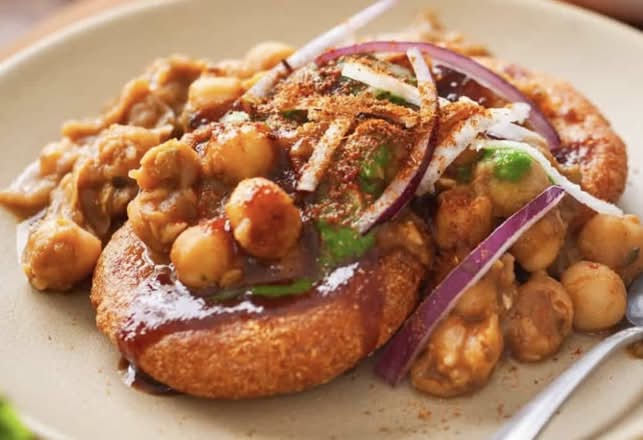 Aloo tiki chaat