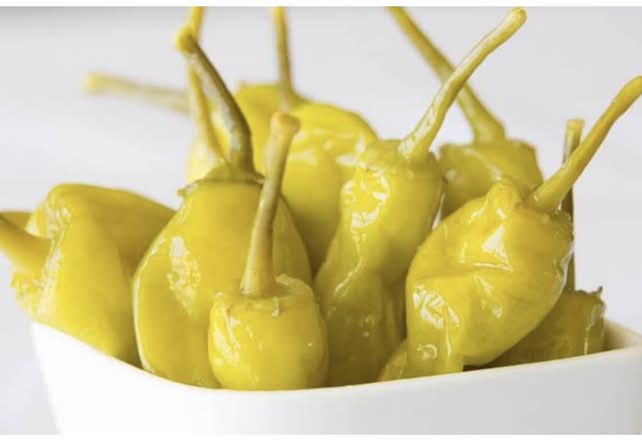 Piments Fort( 8 oz) /hot peepers ( 8 oz)