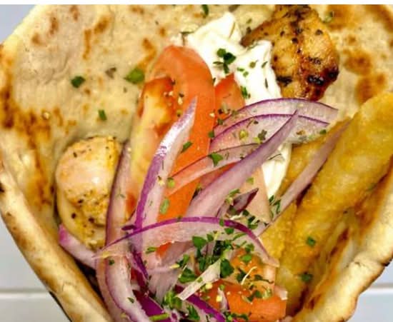 Chicken Souvlaki Pita / Pita Souvlaki Poulet