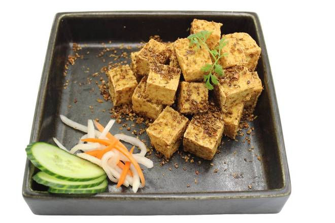 Fried Lemon Grass Tofu (Dậu Hũ Sả Ớt)