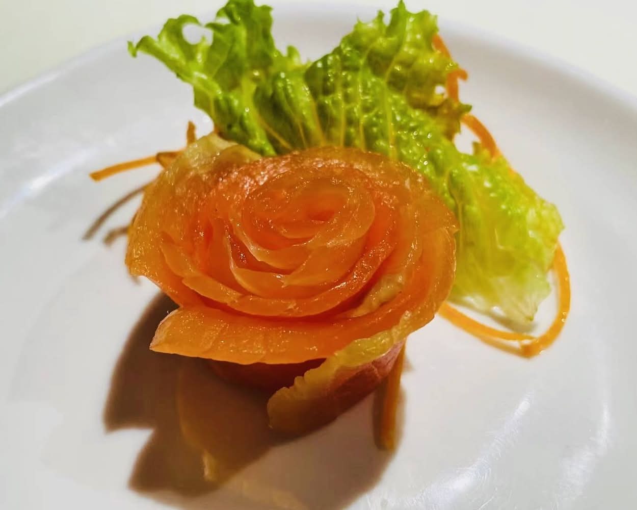 A06 saumon fumé/smoked salmon (3 mcx/3pcs)
