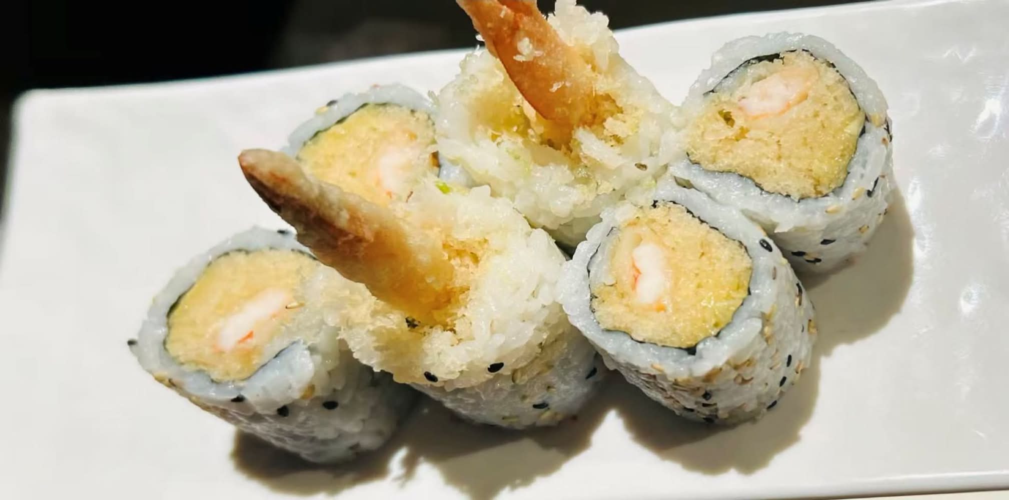 R19 Rouleaux crevette tempura (6 mcx) / shrimp tempura roll (6 pcs)