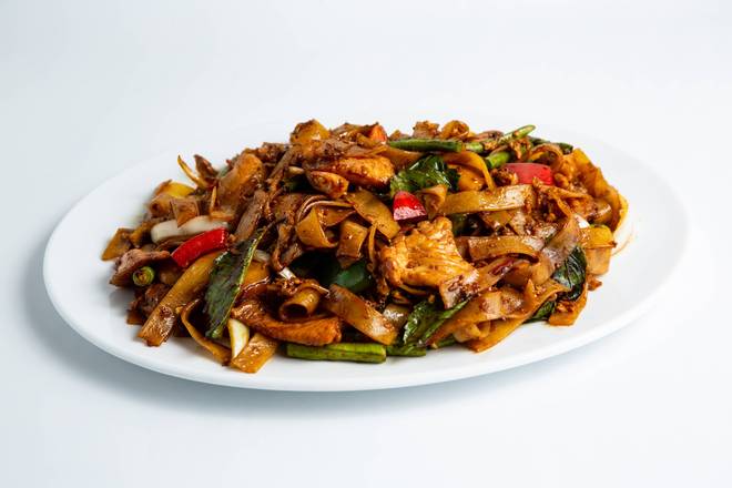 Pad Ke Mao (Spicy Drunken Noodle)