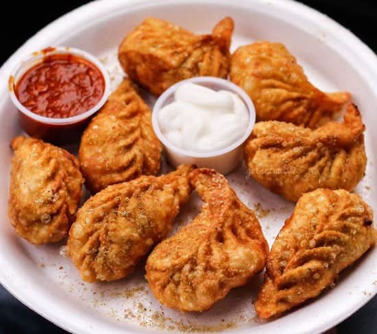 Veg fried momos