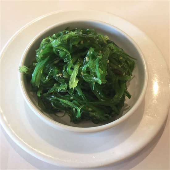 A6 Seaweed Salad