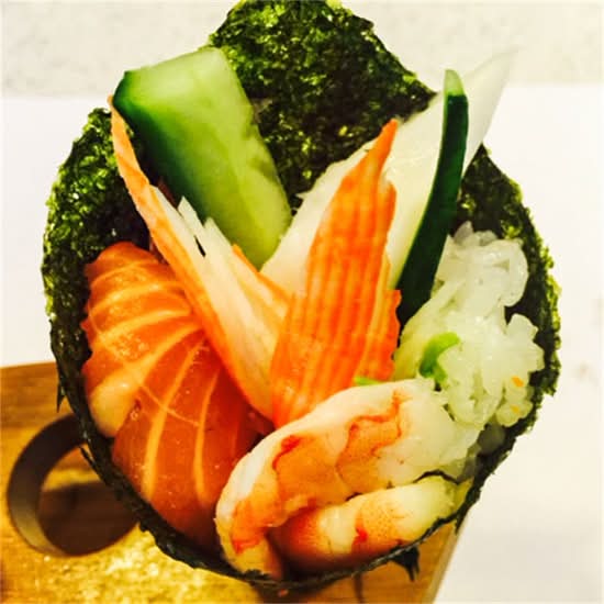 H1 Rainbow Hand Roll