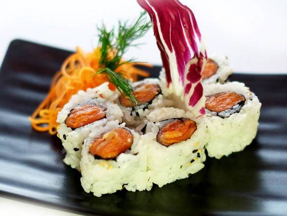 86. Hosomaki Saumon Fumé / Smoked Salmon Hosomaki
