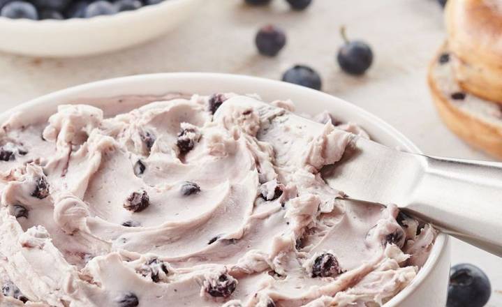 Fromage à la créme aux bleuets