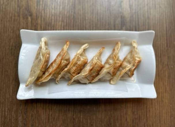 Gyoza (6 pcs)
