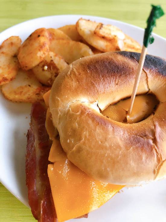 Breakfast Bagel