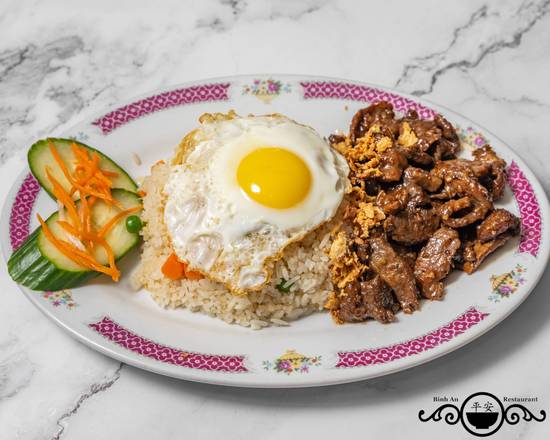 108. Vietnamese Style Beef w/ Steamed Rice