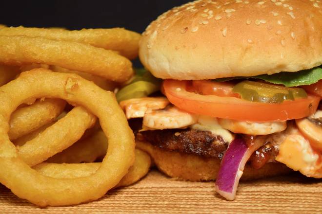 Smoked BBQ Cheese Burger