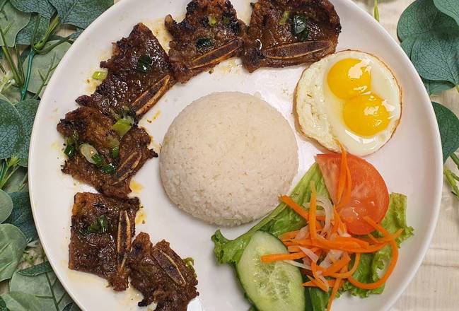 404. Beef Short Ribs & Fried Egg on Rice