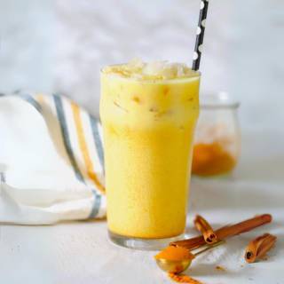 Iced Golden Turmeric Latte