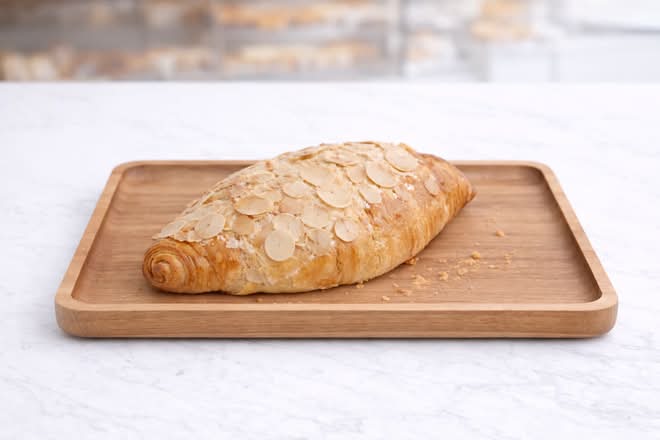 Croissant aux amandes