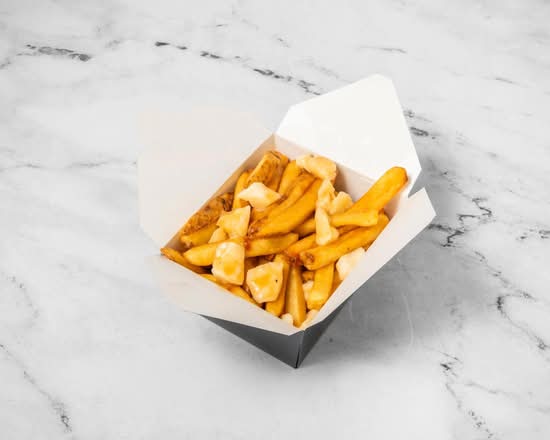 Classic Poutine