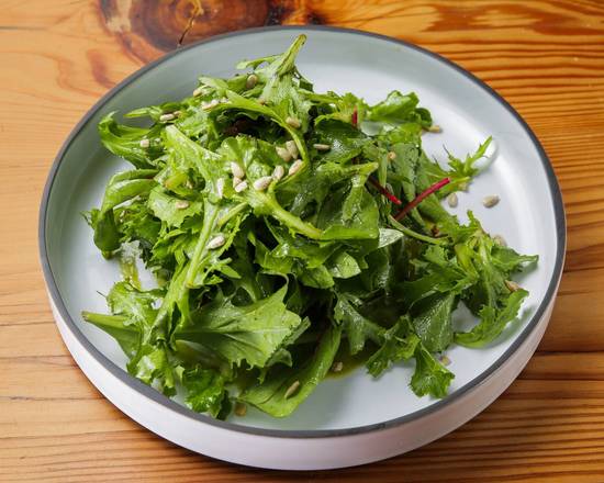 Seasonal Green Salad