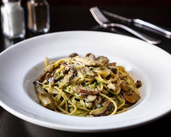 Pâtes au pesto aux champignons sauvages / Wild Mushroom Pesto Pasta