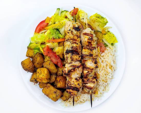 Chicken Skewers Dish / Assiette brochettes de poulet