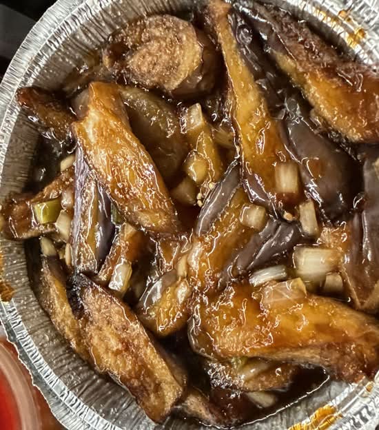 Eggplant in Spicy Garlic Sauce