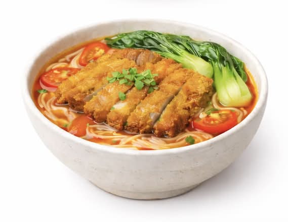 Noodle w/ Crispy Pork Chop Curry (Soup or Dry)