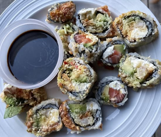 Black Dragon Roll (9 pcs)