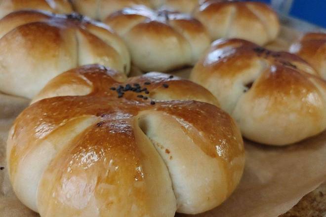 Black Bean Bun