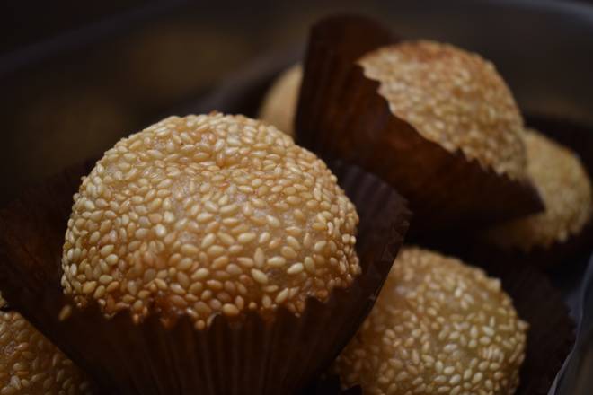 Red Bean Sesame Ball (1pc)