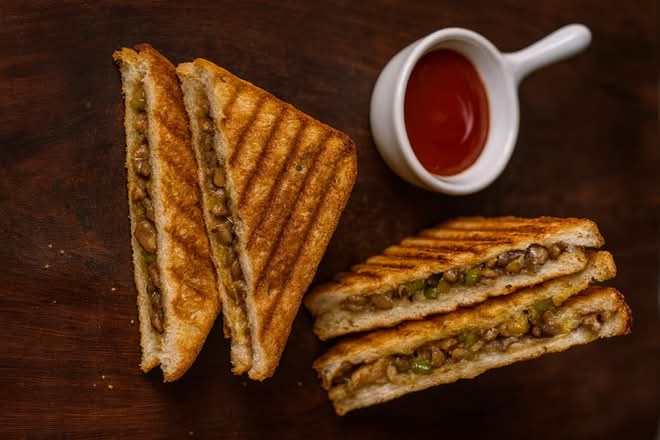 Tandoori Chicken Sandwich