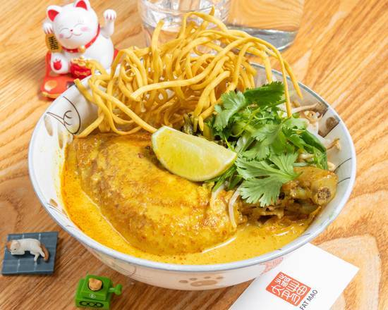 Khao Soi Chicken Curry Noodles