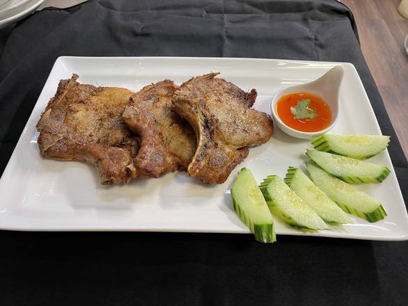 E16. Lemongrass Pork Chops
