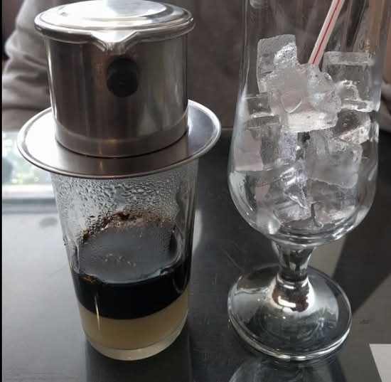 Iced Black Coffee (Cà Phê Đá)