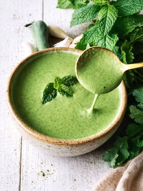 Creamy Mint Chutney