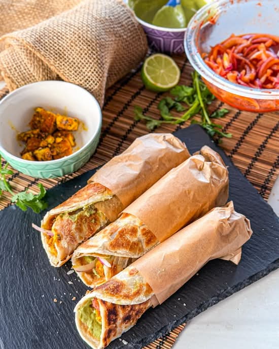 Butter Paneer Roll