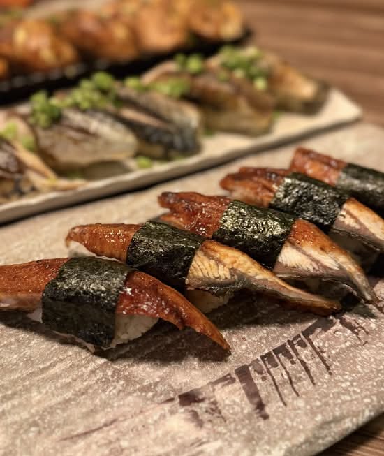 Giant Unagi Nigiri Sushi 5pcs