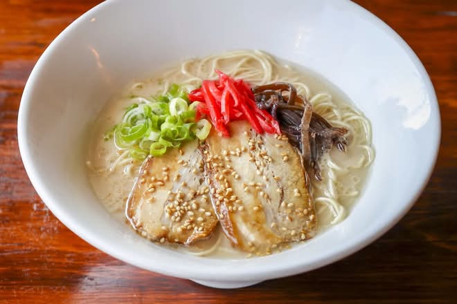 Fresh Hakata Tonkotsu Ramen