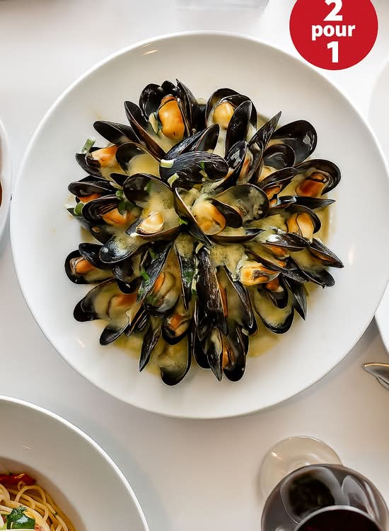 MOULES  MARINIÈRES et FRITTES