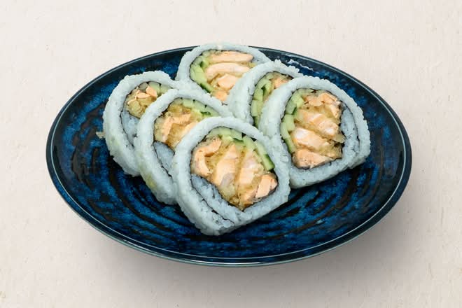 Salmon Tempura Roll