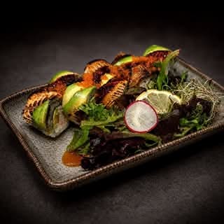 Dragon Roll (8 pcs)