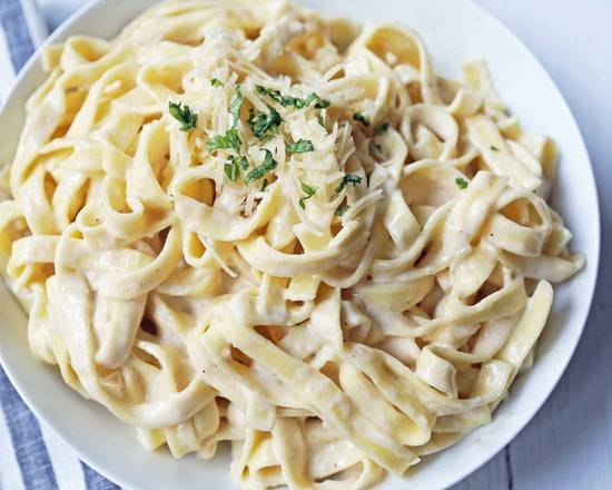 Chicken Fettuccine Alfredo