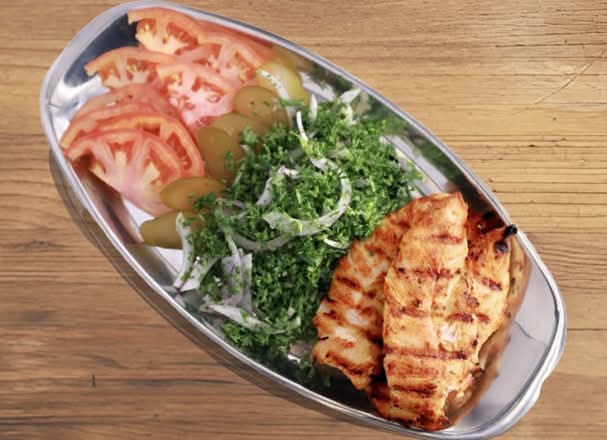 Grilled Chicken Plate فیله مرغ گریل