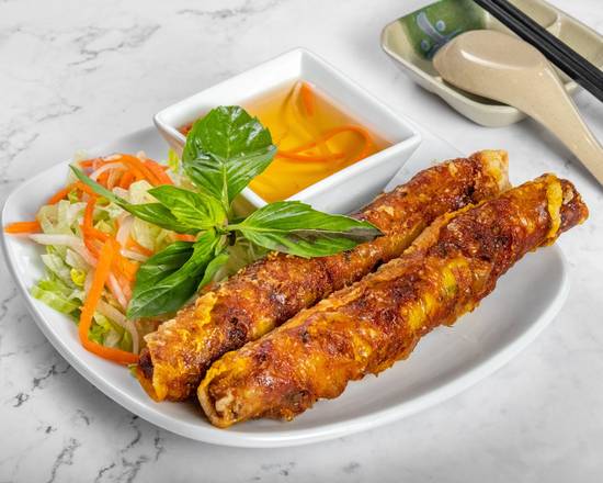 1. Vietnamese Spring Roll (2 Rolls) (Chả Giò)