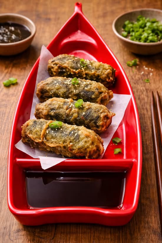 Korean Fried Seaweed Rolls (4 pcs)