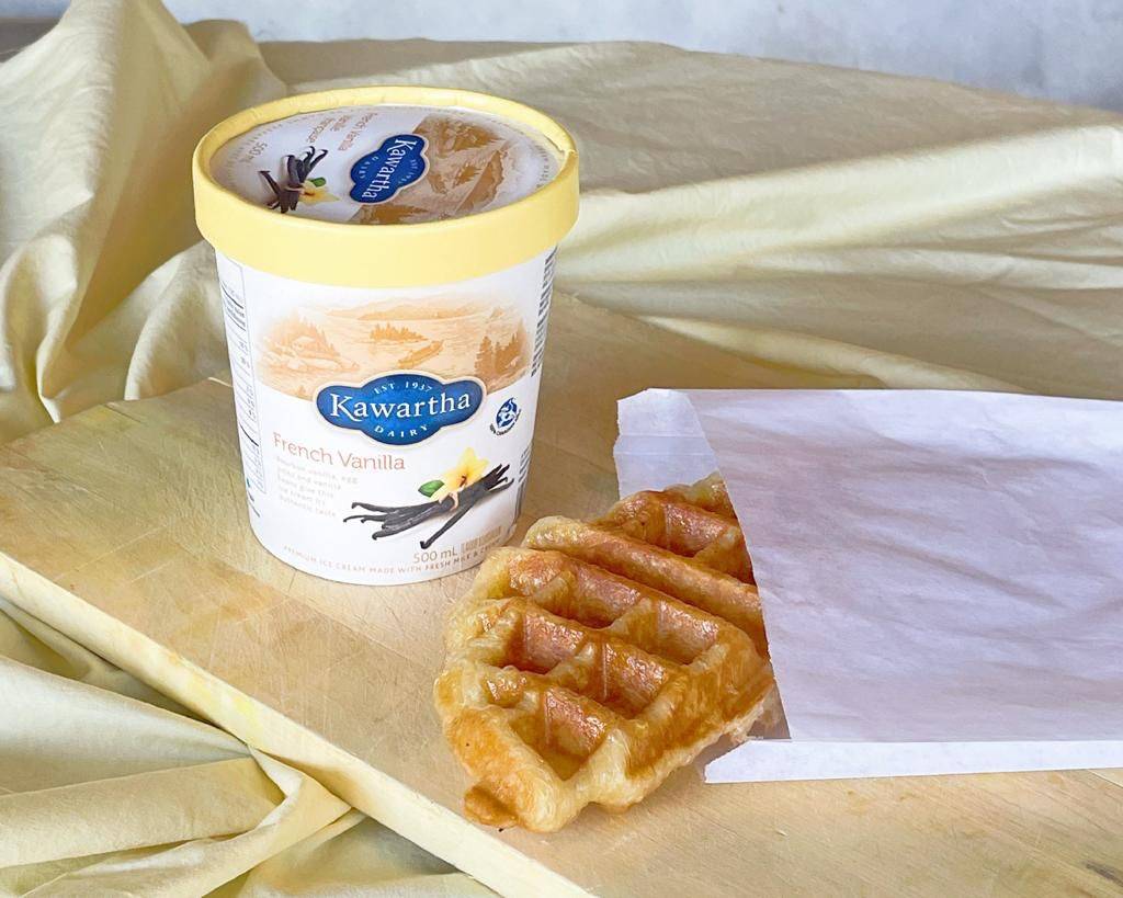 Kawartha Ice-cream - French Vanilla (Includes one Free Mini Belgian Waffle)