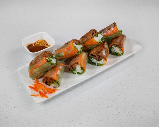 104. Fresh Rolls with Grilled Beef / Gỏi Cuốn Bò Nướng