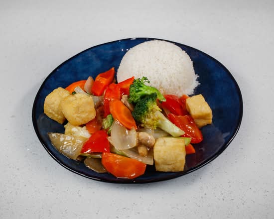 V7. Stir Fried Mixed Veg. & Tofu on Steamed Rice / Cơm Rau Cải Xào Đậu Hủ