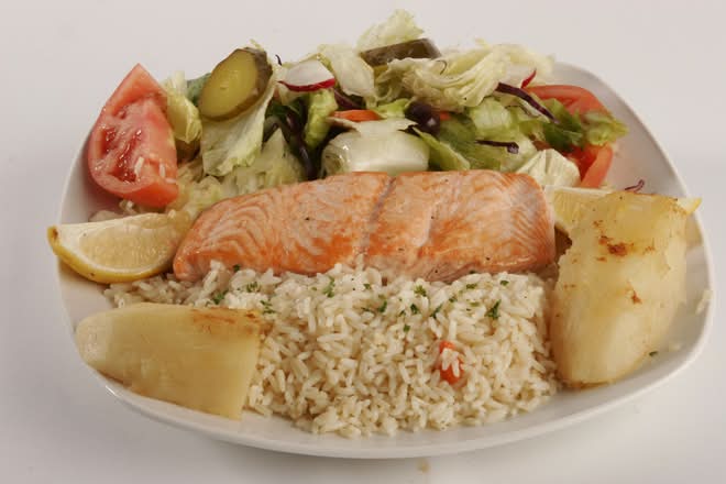 Saumon grillé/Grilled salmon