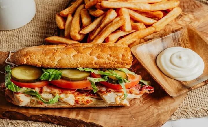 Sous-marins Poulet et Bacon / Chicken Bacon Sub