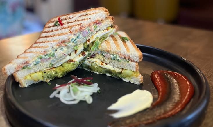 PANEER TOMATO CHEESE SANDWICH
